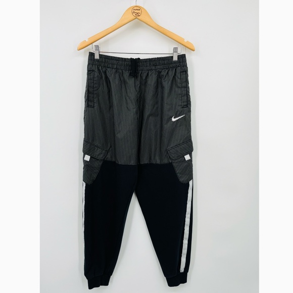 Nike Outdoor Play Big Kids' Loose Pants Size XL, Cargo Jogger Pull on School - Picture 3 of 10